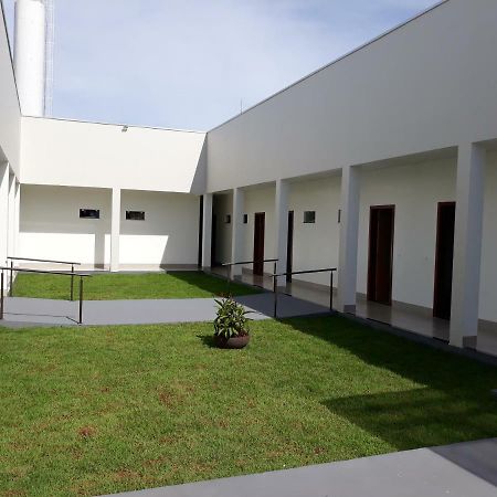 Hotel Villa Dos Parecis Diamantino Екстериор снимка